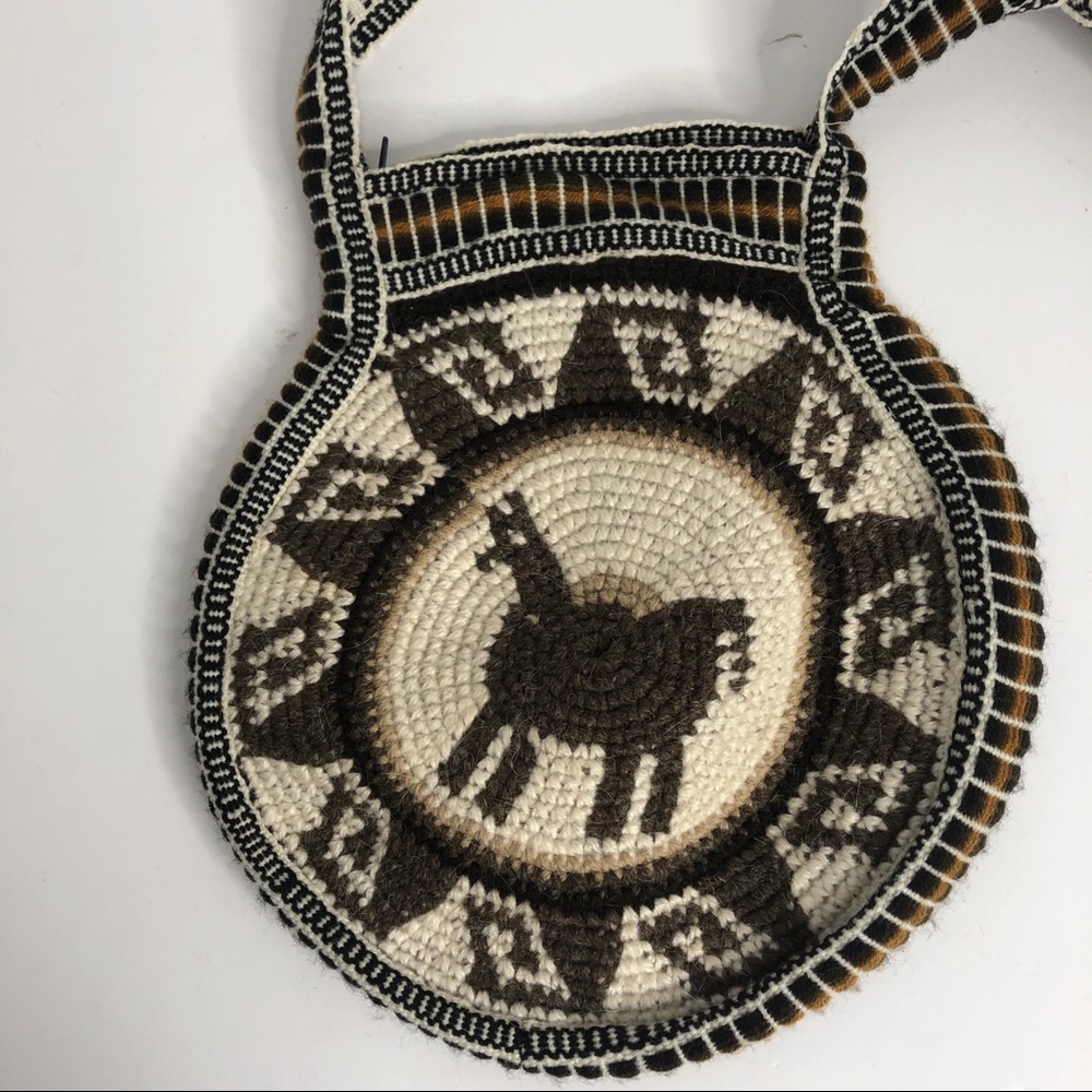 Woven Wool Cross Body Circle Bag - Picture 3 of 7